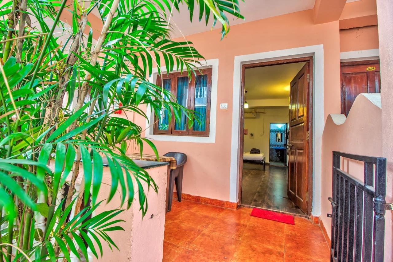 Stanleys Guest House Бага Екстериор снимка