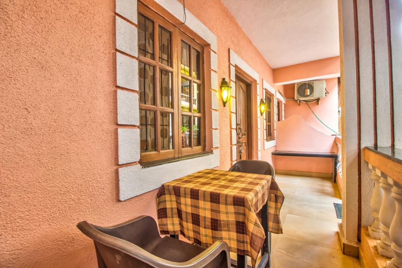 Stanleys Guest House Бага Екстериор снимка