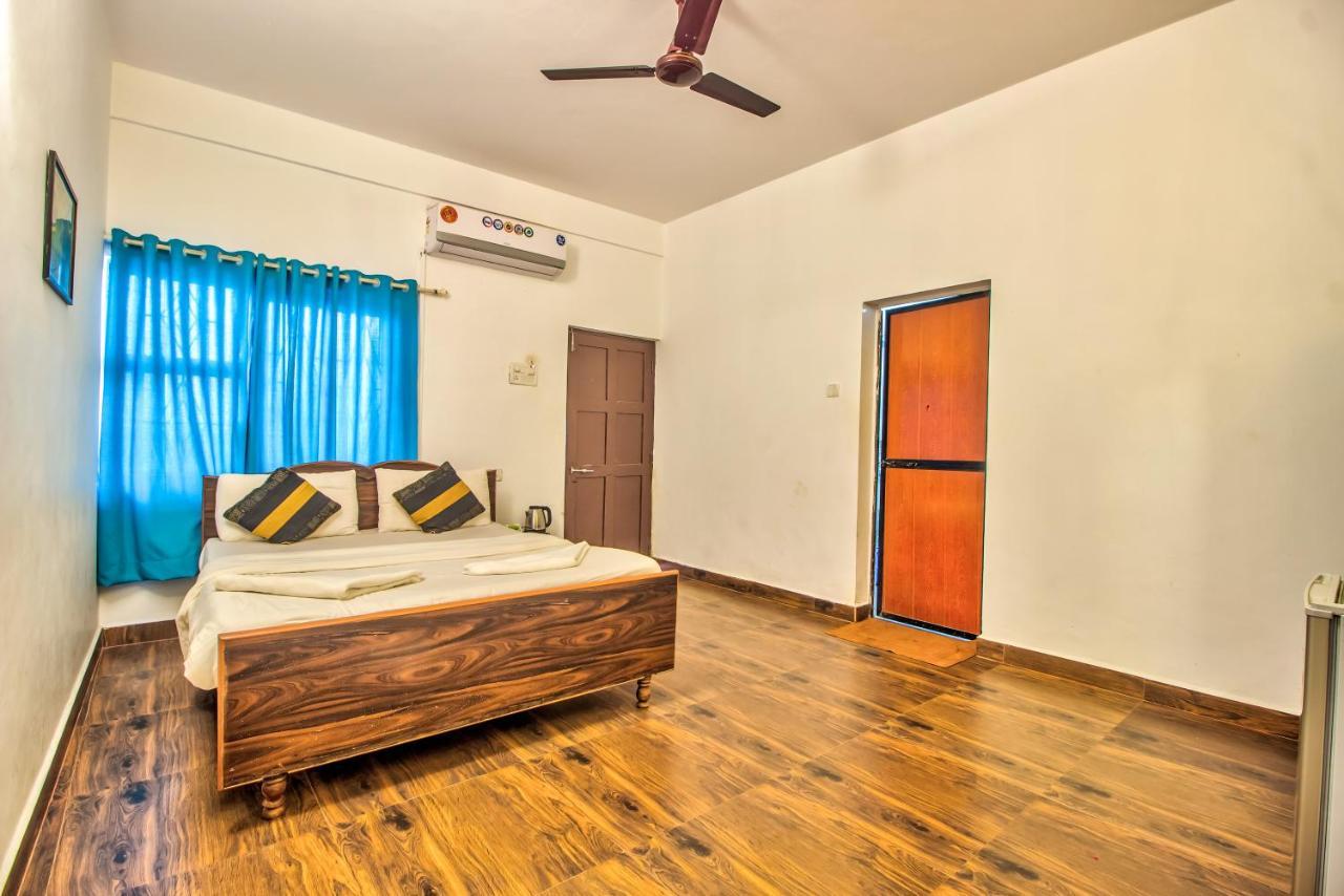 Stanleys Guest House Бага Екстериор снимка