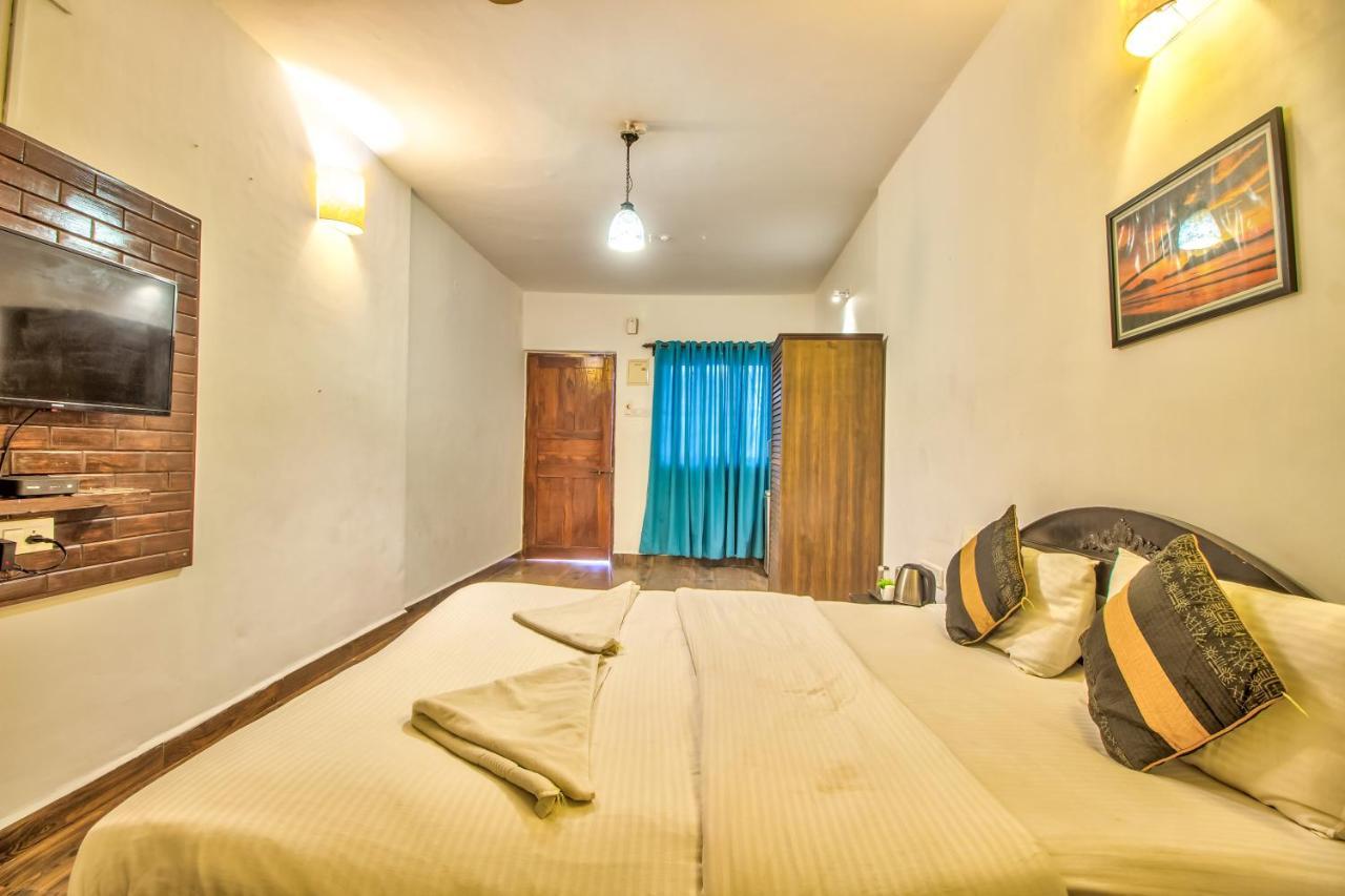 Stanleys Guest House Бага Екстериор снимка