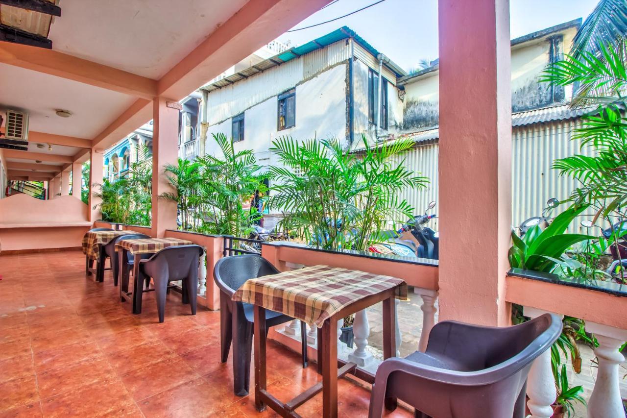 Stanleys Guest House Бага Екстериор снимка
